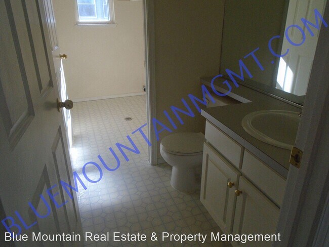 Foto del edificio - 5 br, 3.5 bath House - 2515 Heathrow Drive