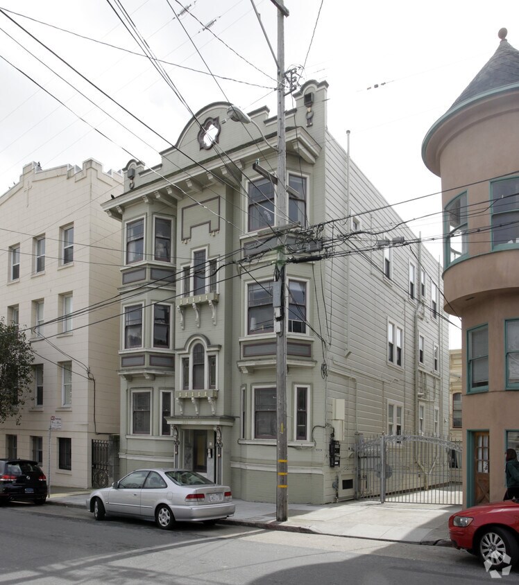 Primary Photo - 349-353 29th St