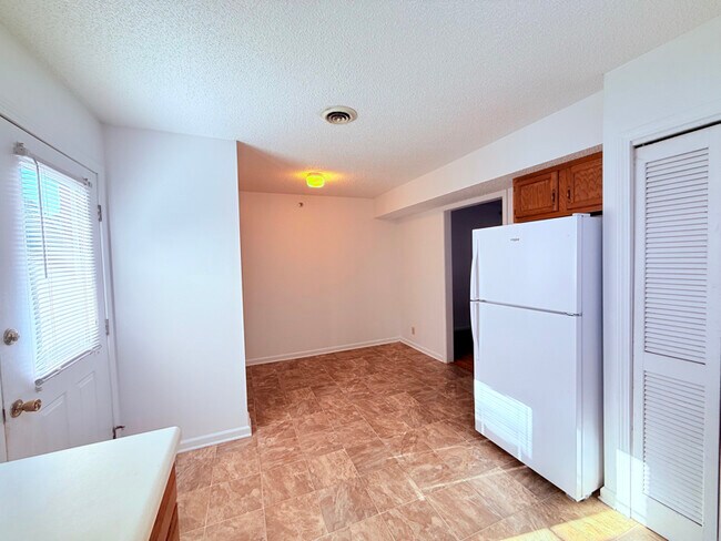 Foto del edificio - 525 Sulphur Spring Rd