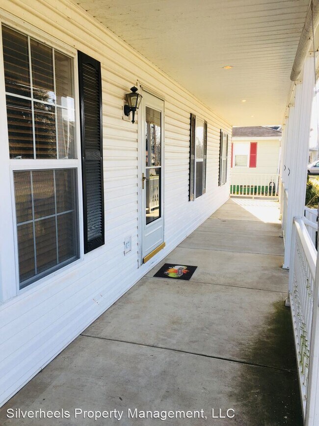 Foto del edificio - 2 br, 2 bath House - 810A Florence Street