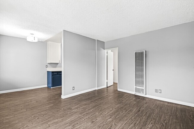 Foto del edificio - 539 E 11th St