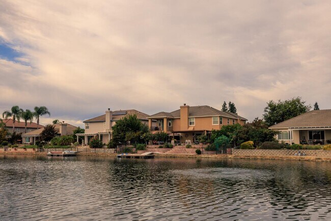 Building Photo - 3373 Marina Cove Cir
