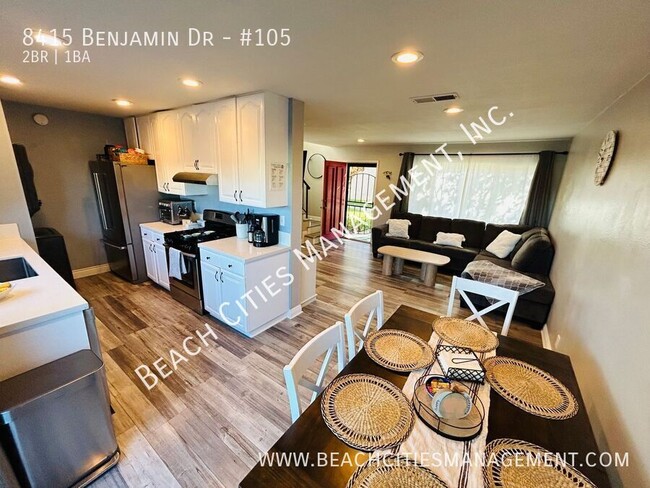 Building Photo - Beautifully Updated 2 Bedroom, 1 Bath with...