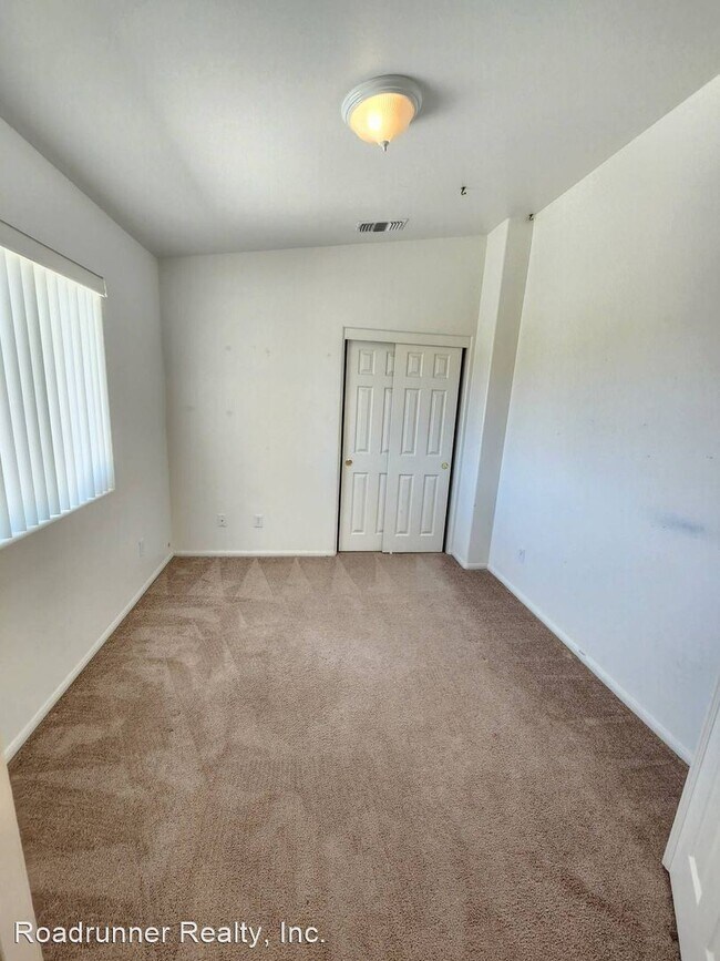 Building Photo - 3 br, 2 bath House - 6873 Peterson