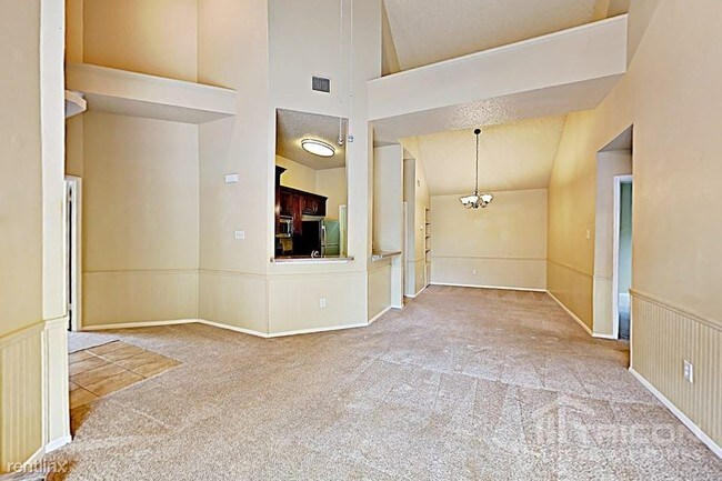 Building Photo - 6901 Driffield Cir