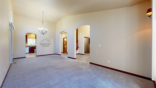 Building Photo - 8812 W 3rd Ave