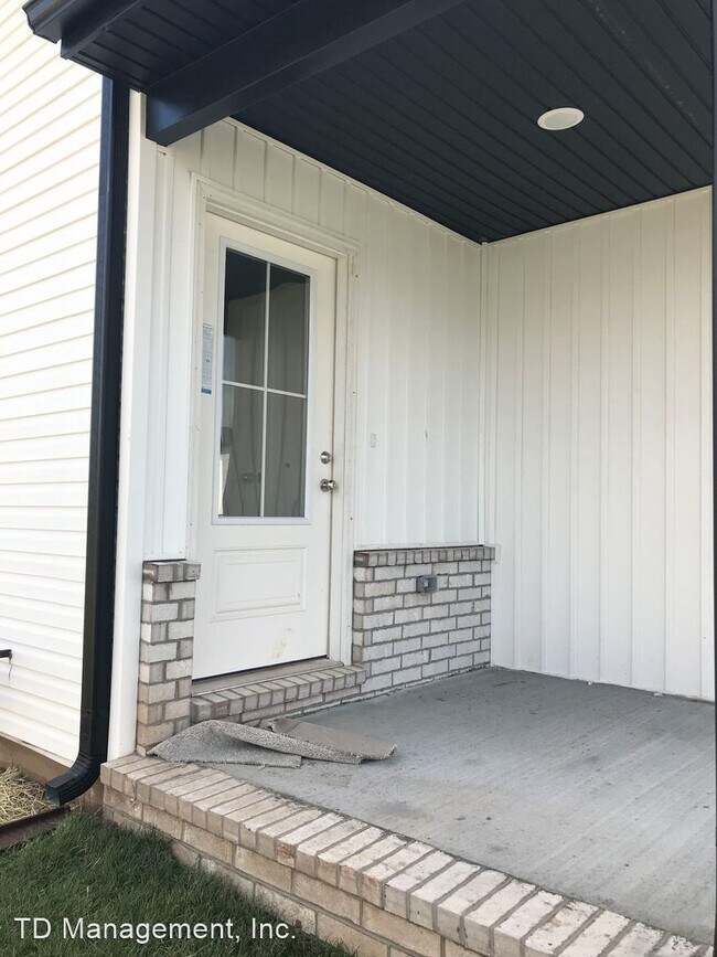Building Photo - 4 br, 3 bath House - 1062 W Holly Street