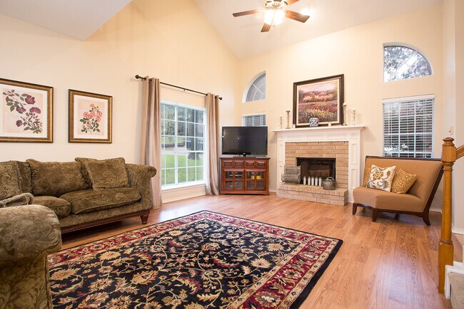 Foto del edificio - Move in ready, Beautiful 3 bedroom home!