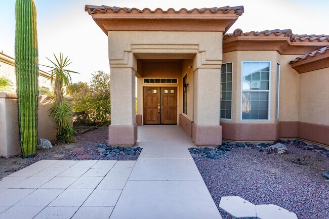 Building Photo - 13066 N Sunrise Canyon Ln