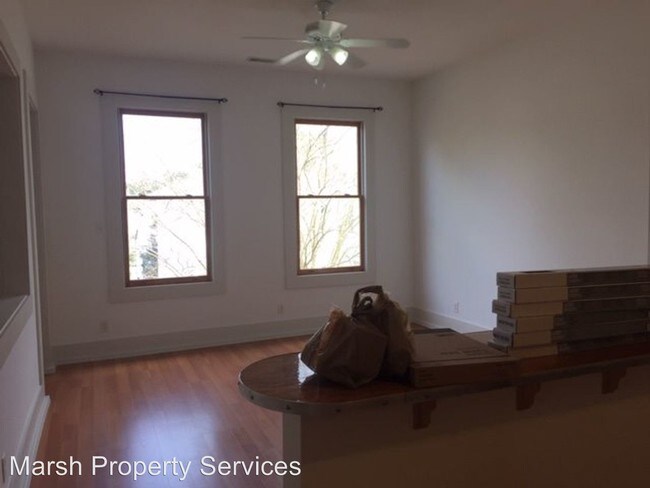 Foto del edificio - 413 E 31st St