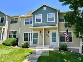 Building Photo - 7905 Lexington Park Dr