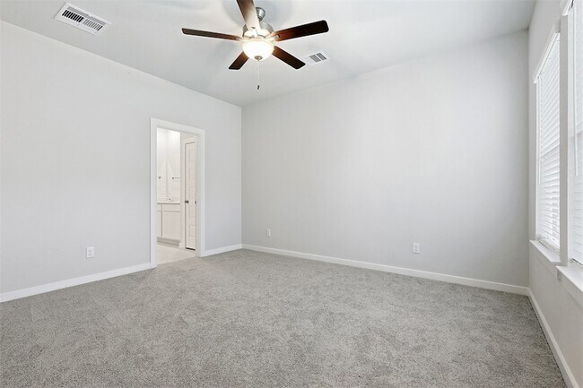 Foto del edificio - 8598 Blueberry Ash St