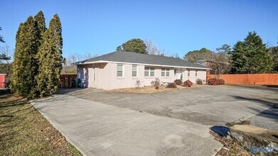 Building Photo - 1203 Governors Dr SE