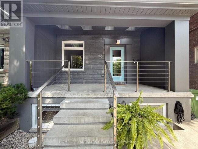 Photo du bâtiment - 1-80 ROCKWELL AVENUE