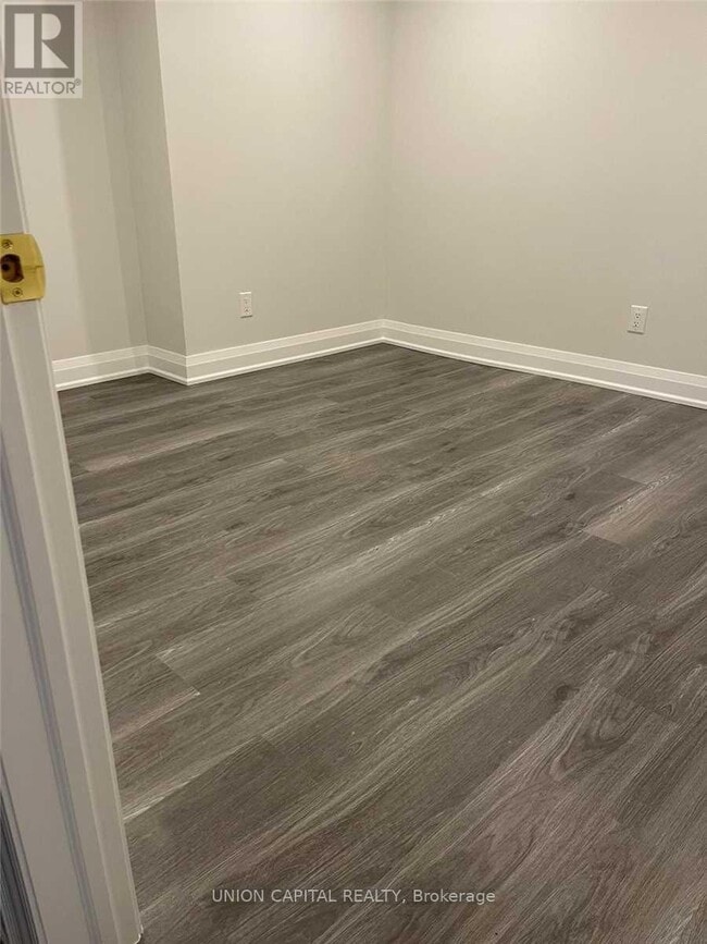 Building Photo - 121 Stargell Crescent