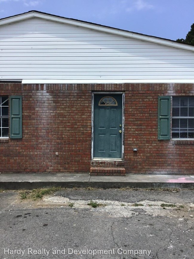 Foto del edificio - 4573 Calhoun Rd NE