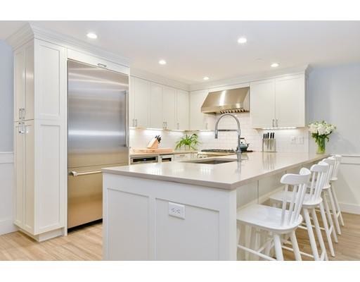 Primary Photo - 593 Tremont St