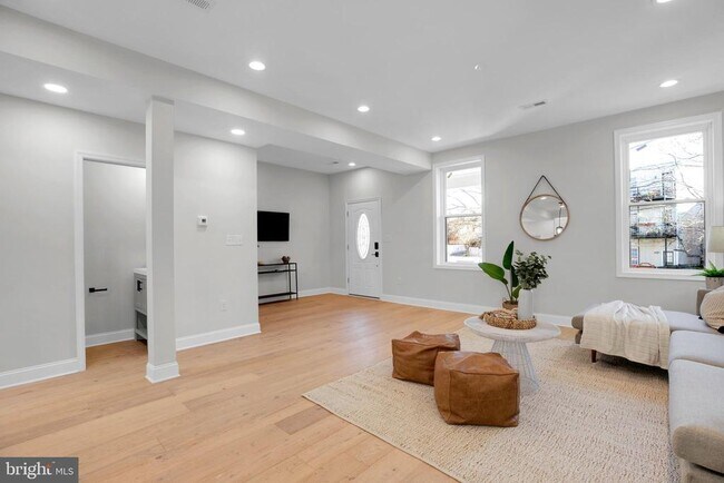 Foto del edificio - 227 S St NW