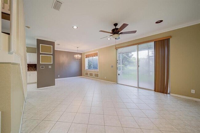 Foto del edificio - 3614 Lakewood Pl
