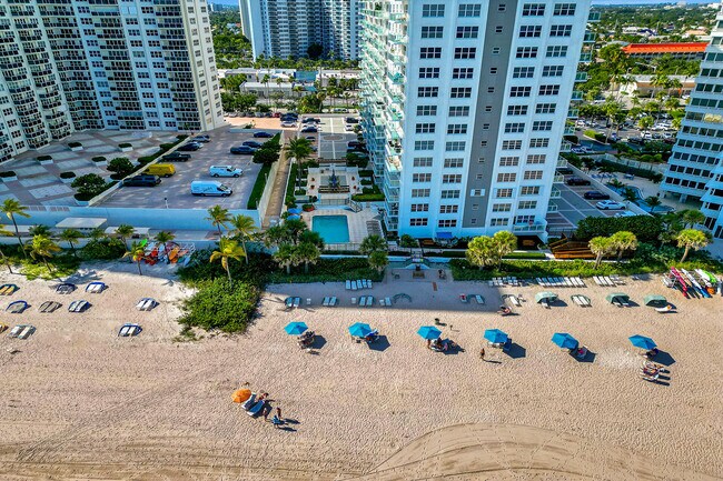 Foto del edificio - 3550 Galt Ocean Dr