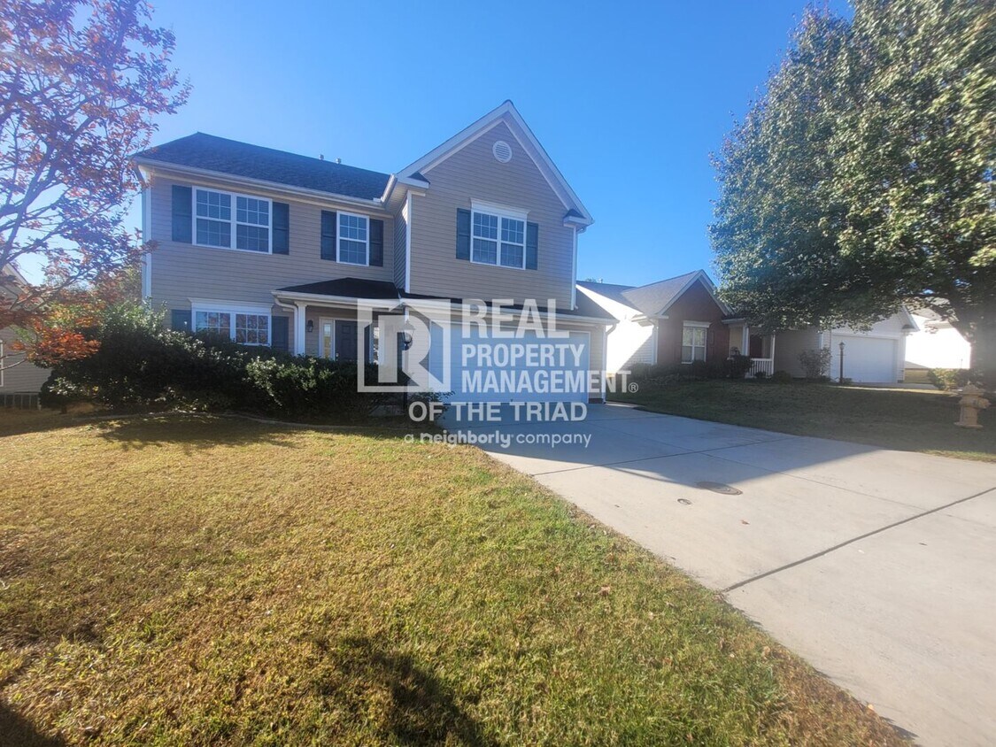 Primary Photo - Clemmons 4 Bedroom home w/fenced yard!
