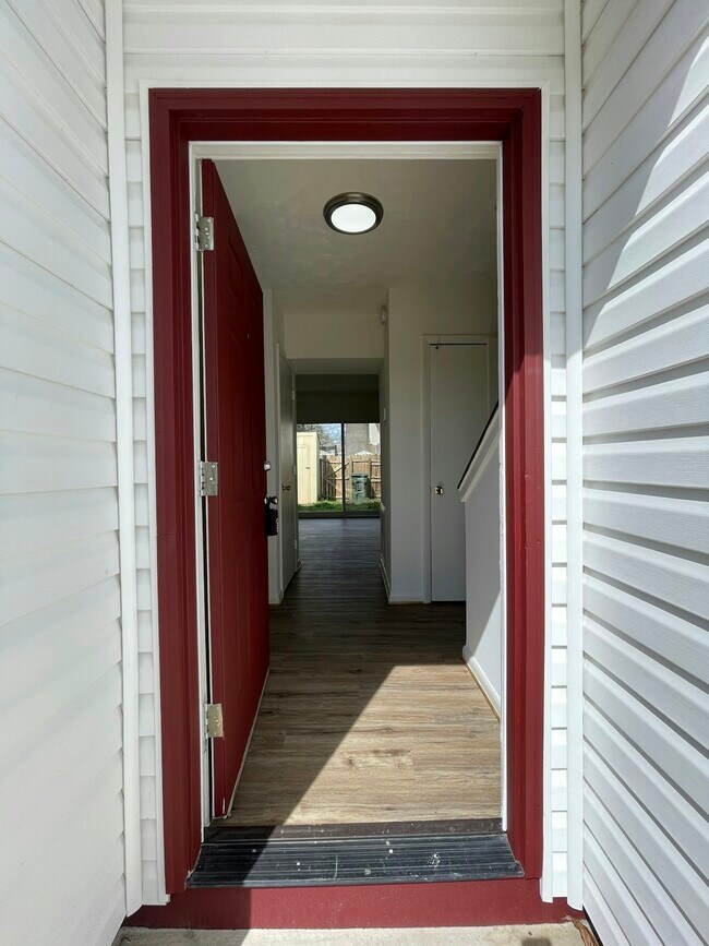 Foto del edificio - 3953 Old Brook Rd