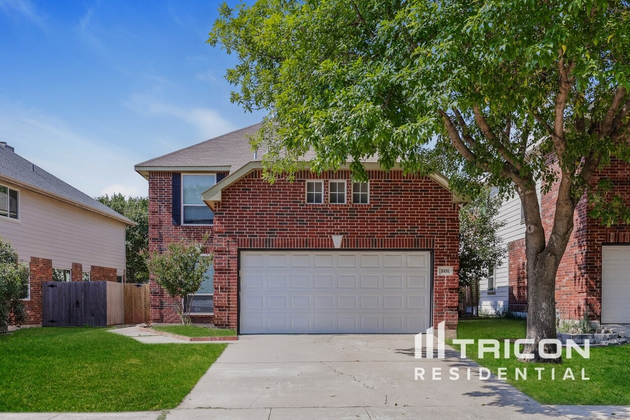 Primary Photo - 5451 Pecan Creek Cir