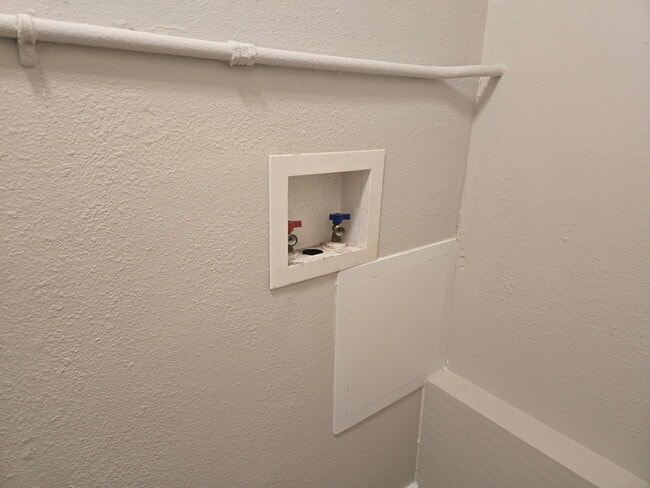 Photo - 1643 Beeler St House