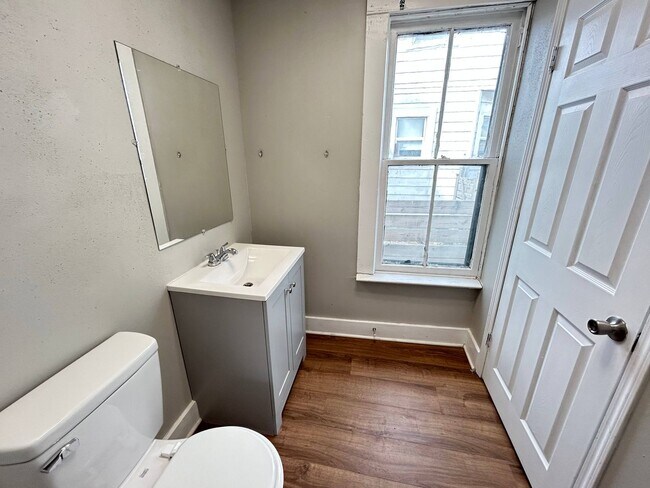 Foto del edificio - Alaska Home **Move in Special - 100% Off First Month's Rent**