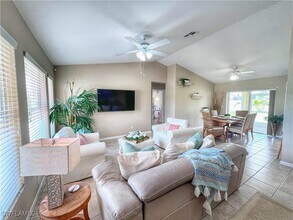 Building Photo - 137 SE 17th Terrace Building Photo - 137 SE 17th Terrace