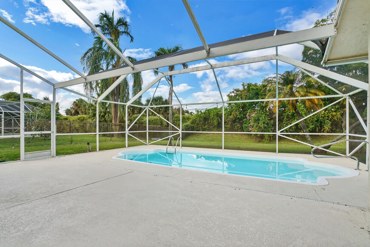 Foto principal - 10567 Paso Fino Dr