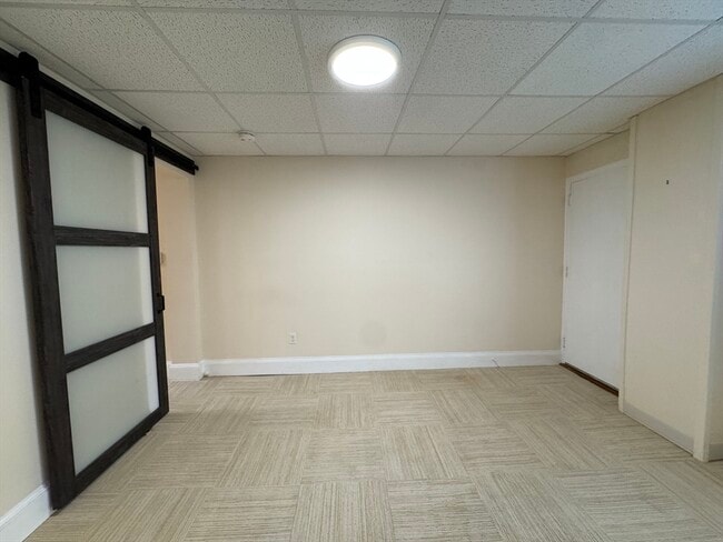 Building Photo - 104 Church St