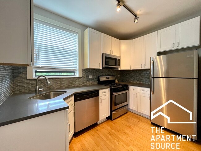 Building Photo - 2335 N Rockwell St