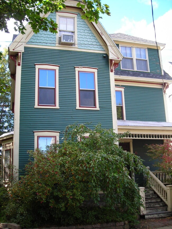 street view - 6 Everett St