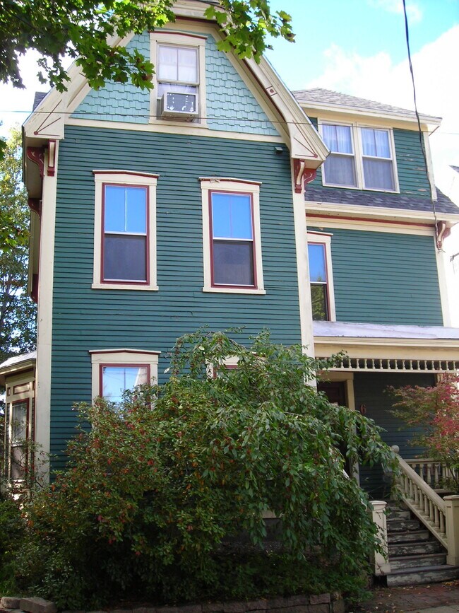 street view - 6 Everett St