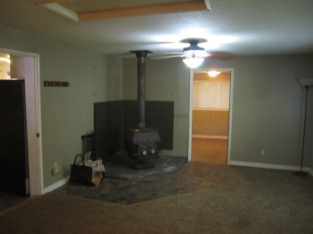 Foto del edificio - 26882 E Elk Park Rd