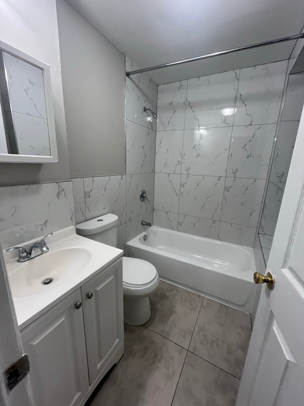 Building Photo - 131 S Harrison St