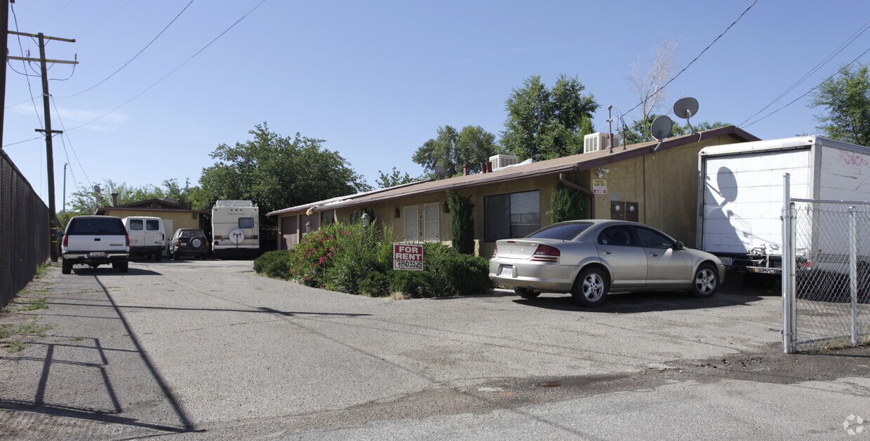 Primary Photo - 14770 Mesa Dr