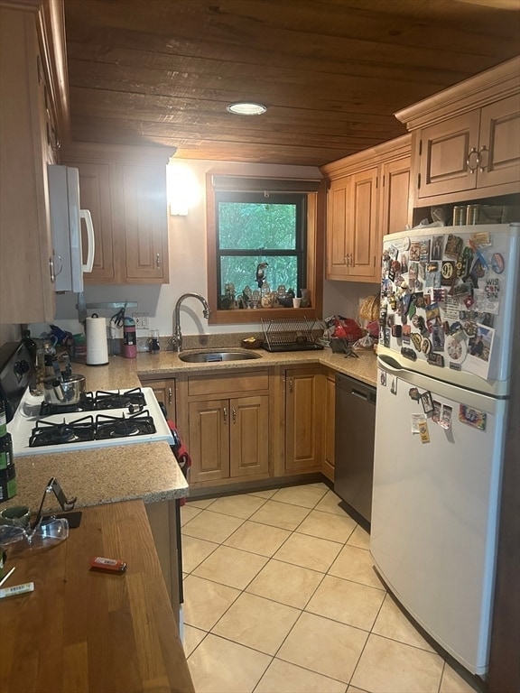 Building Photo - 11 Lilac Ct