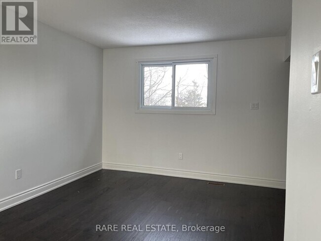 Photo du bâtiment - 1981 Inglewood Dr