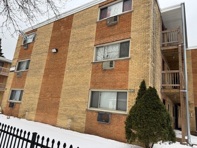 Building Photo - 7940 S Greenwood