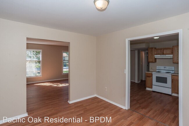 Building Photo - 4 br, 1.5 bath House - 719 Buena Vista Dr