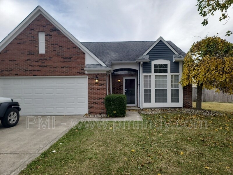 Primary Photo - 1211 Green River Ct