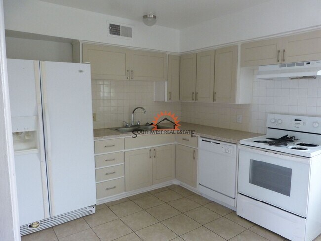 Foto del edificio - Cute 3 bedrooms 2 bath home 1 car garage