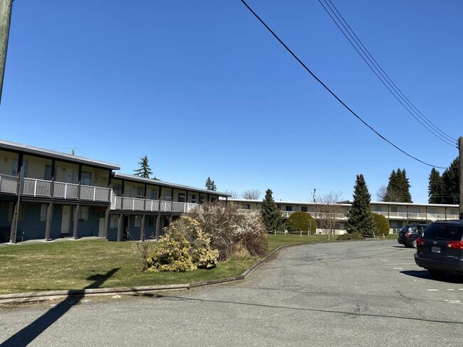 Photo du bâtiment - Mainstreet Courtenay Apartments