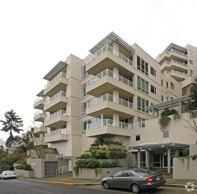 Primary Photo - Vista House