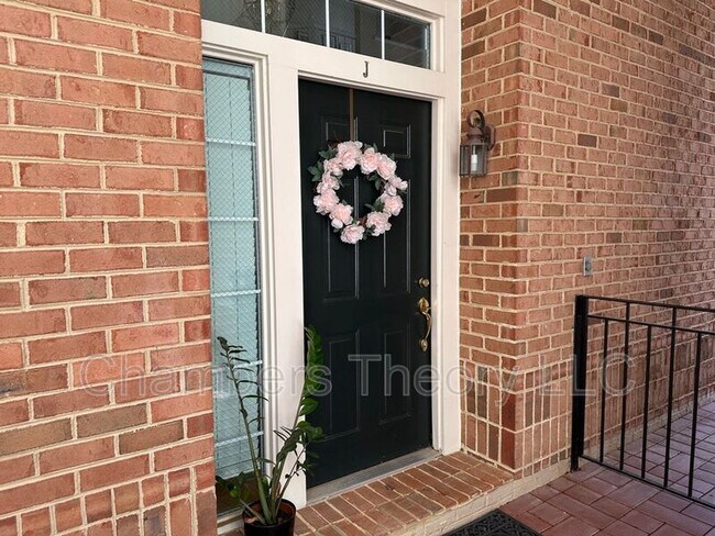 Foto del edificio - 7025 Haycock Rd