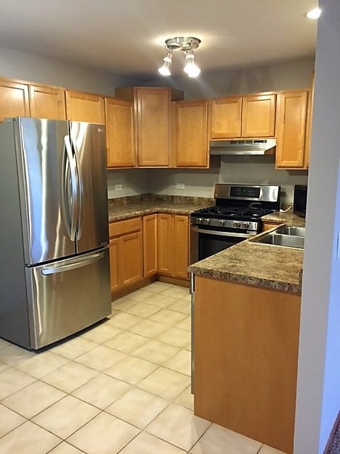 Building Photo - 1350 Rock Run Dr
