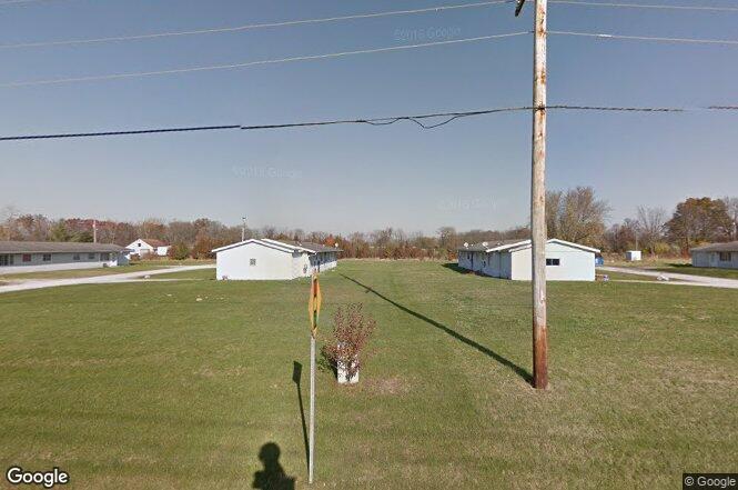 Building Photo - 2120 E 600 N