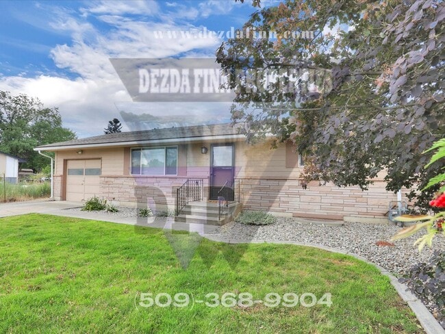 Building Photo - 7718 E Nora Ave